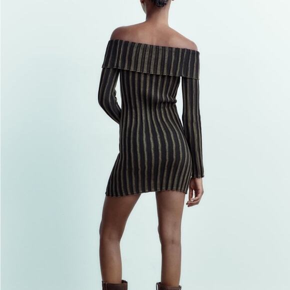 ZARA BLOGGER FAVORITE OFF-THE-SHOULDER ACID WASH KNIT DRESS - Picture 6 of 10